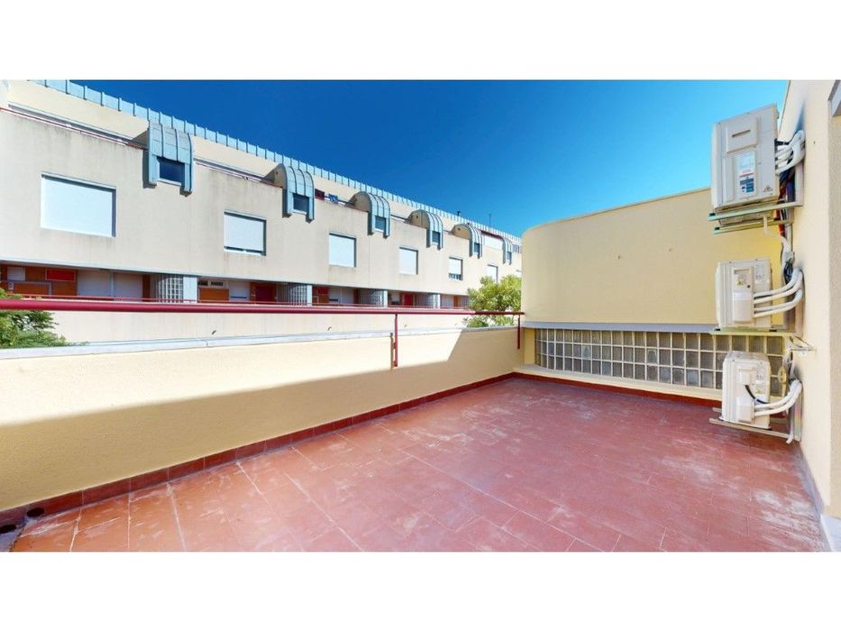 Moradia T4+1 em Belém