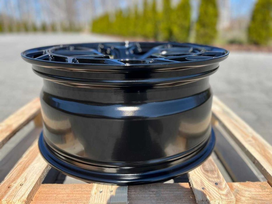 Felgi Seventy9 SCF-W 19" 8,5J ET45 5x112 Black Glossy