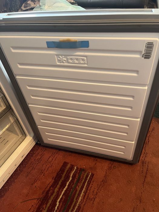 Холодильник Vestfrost