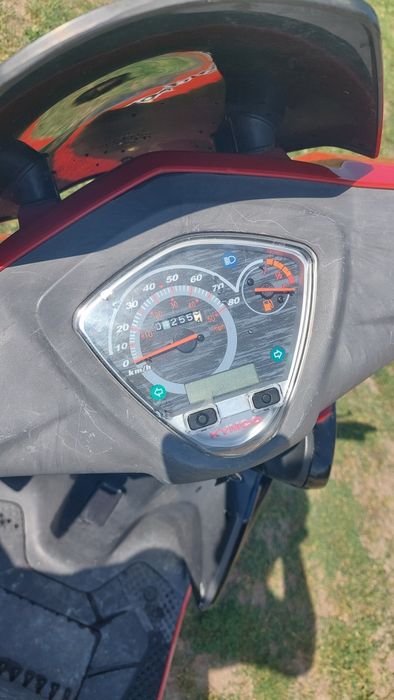 Sprzedam skuter kymco super 8