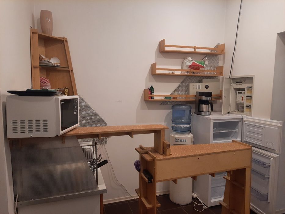 Оренда приміщення вул.Стельмаха,ремонт, 2 окремі входи,метро Голосіївс