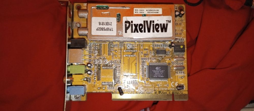 Komputer stacjonarny Pentium 3 retro uszkodzony