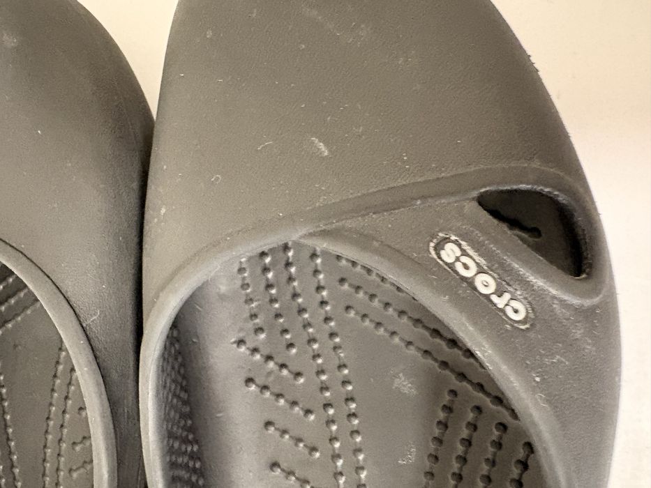 Продам жіночі  балеткі  Crocs Olivia нові розмір 39 ( устілка 25,5-26 см)