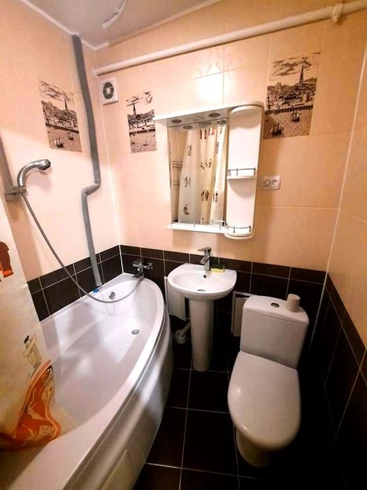 Подобова оренда 2-кімнатної квартири з автопомним опаленням в центрі!