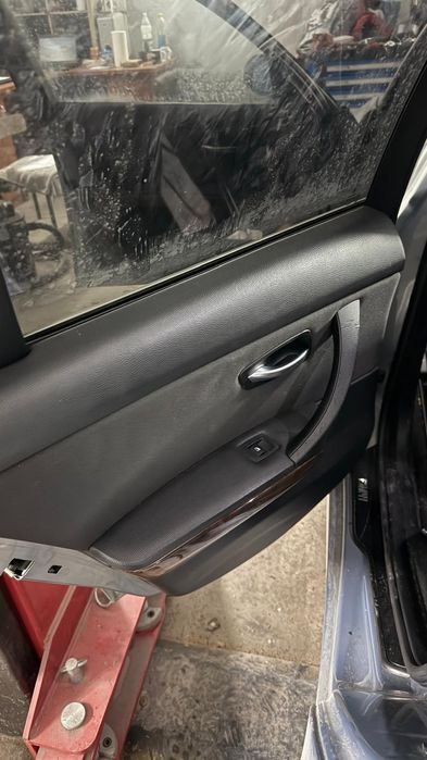 Fotele, boczki, kokpit kpl bmw e90
