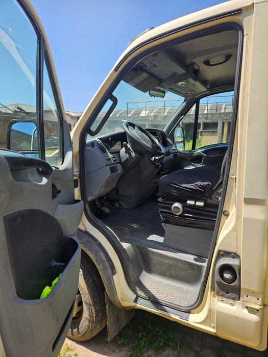 Iveco Daily 3.0 com área de carga de 6,10m