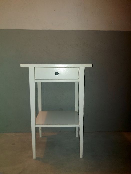 Mesa de Cabeceira / Mesa de Apoio