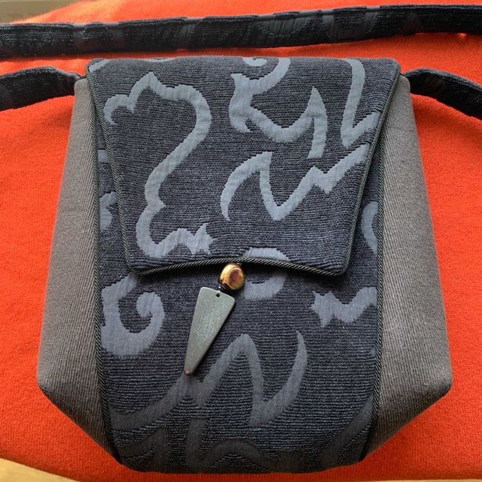 Torebka od projektanta L. O'Neill