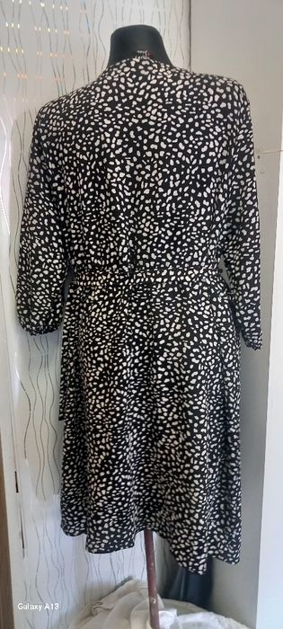 Elegancka sukienka. 46/48