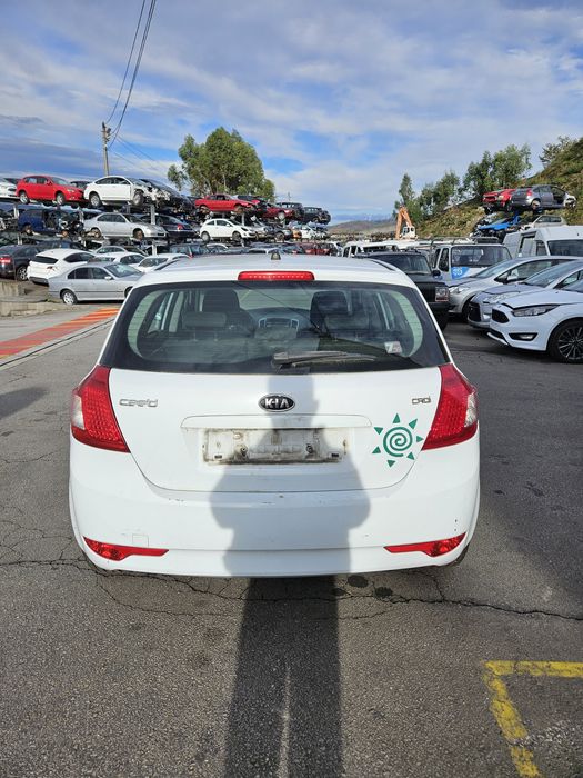 Kia Ceed ED 1.6 CRDi de 2010 para peças