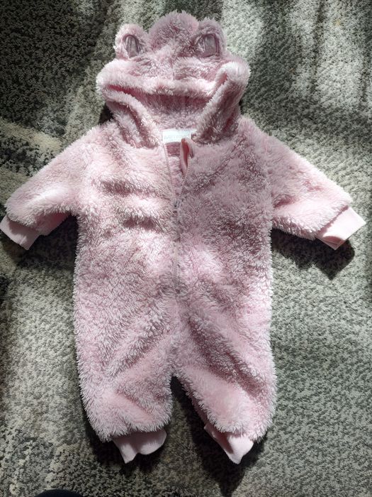 Kombinezon niemowlęcy