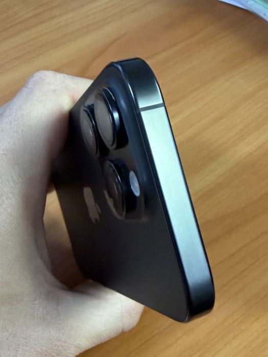 Iphone 16 pro 256 з гарантією