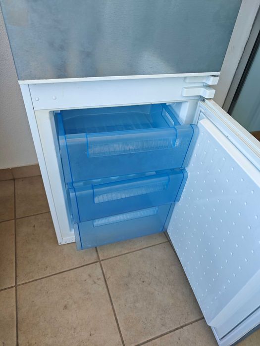 Frigorífico Combinado de Encastrar Balay em boas condições