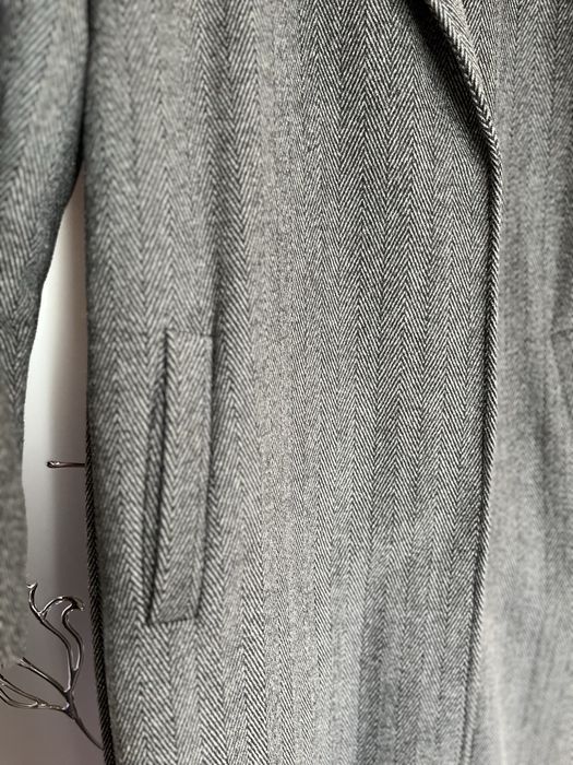 Жіноче демісезонне пальто