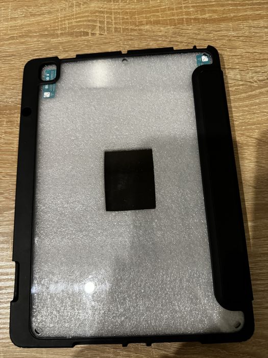 Продам чохол для IPad 9 generation