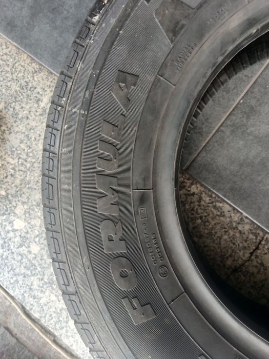 2 pneus novos 225 70 r15C Ceat