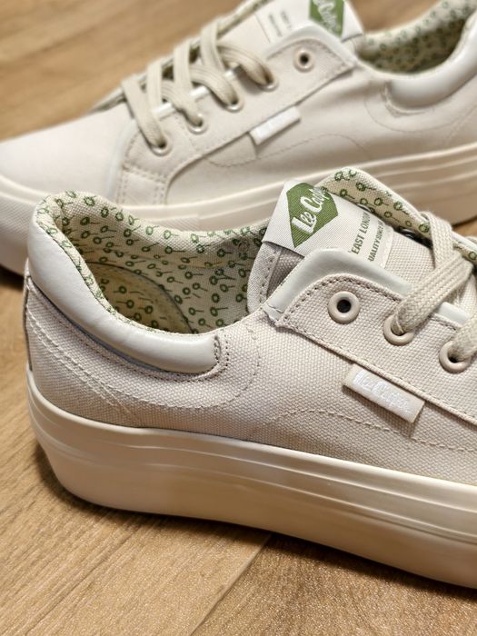 Trampki Damskie Dziewczęce Beżowe R. 41  - 25 cm
