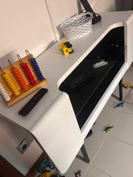 Aparador sala ou de corredor