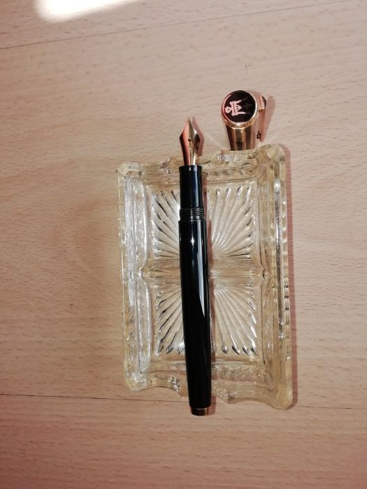 Caneta tinta permanente Maserati