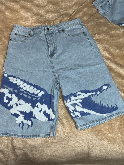 Шорти Lacoste