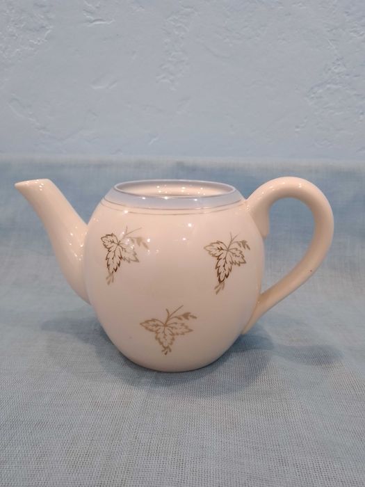 Довбиш 1955-59р.р. Чайник егоїст. Деколь позолотою.