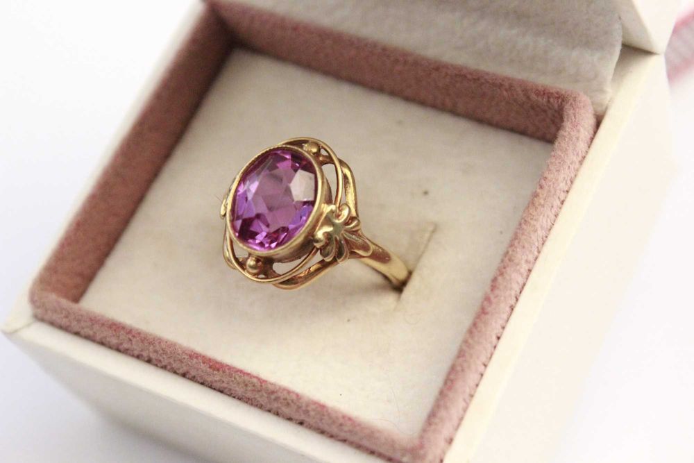 Pierścionek, złoto 750 /18ct, 4.02 g aleksandryt, radziecki