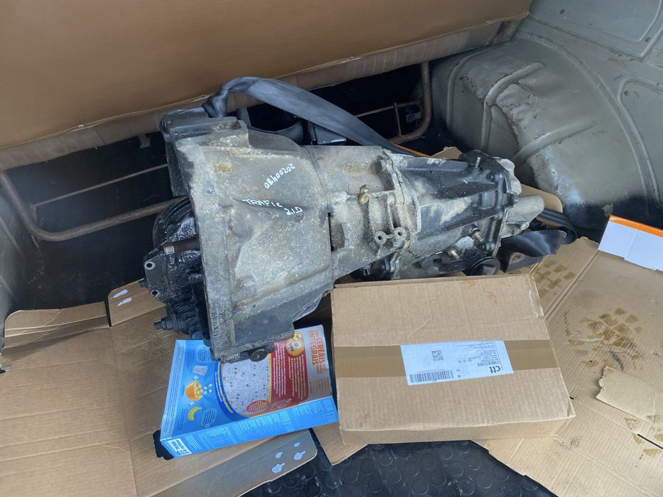 Renault trafic peças caixa velocidades