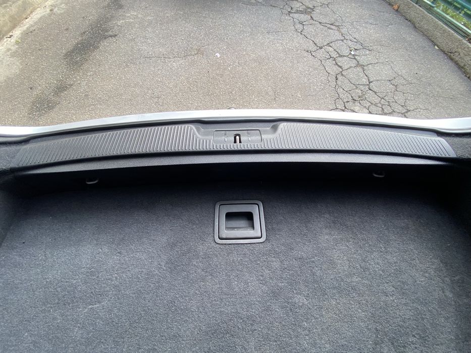 Продається Volkswagen Sharan 2011 року