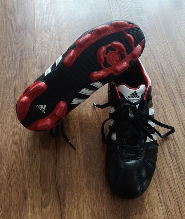 Buty piłkarskie dziecięce