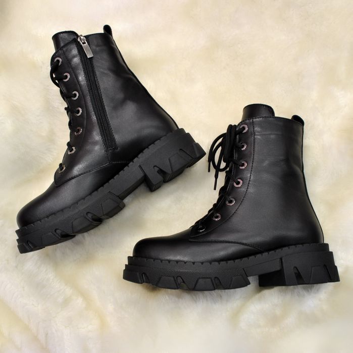 Жіночі натуральні  черевики шкіряні замшеві  демісезонні р. 35 23 см