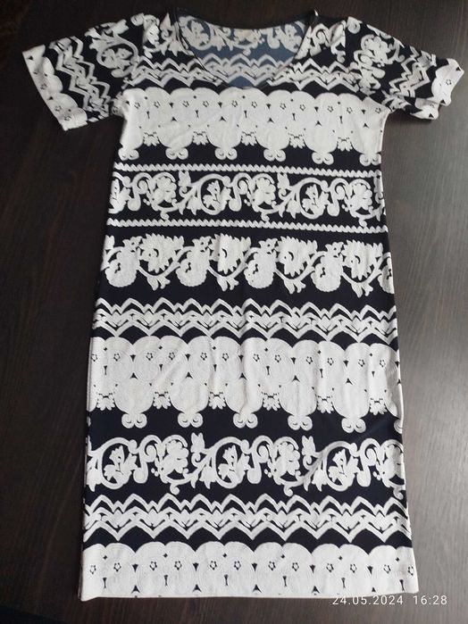 Продам плаття         .