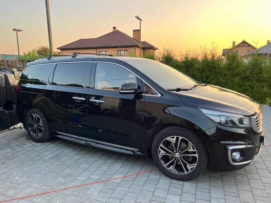 2017 Kia Carnival 2.2 дизель максимальна компл