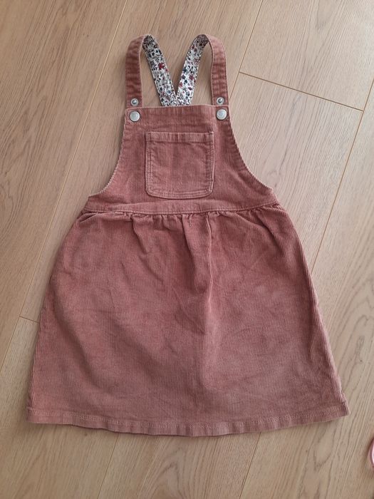 Paka / zestaw ubrań dla dziewczynki 110/116