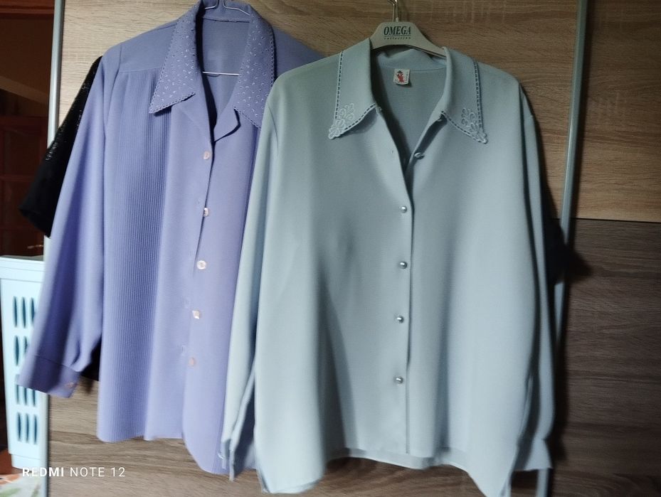 Bluzki z krótkim i długim rękawem cztery sztuki