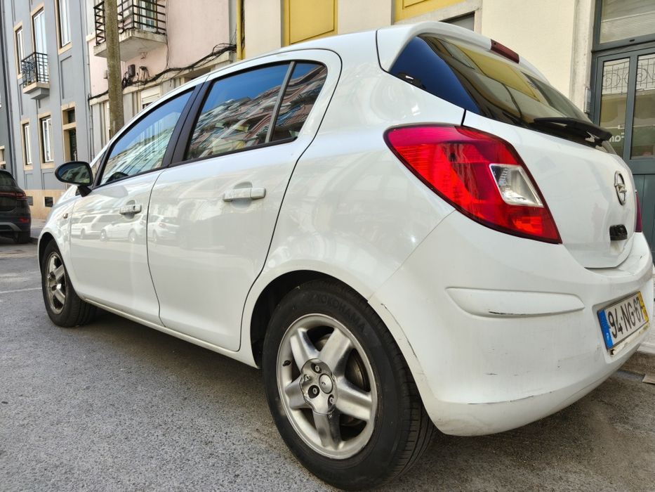 Opel Corsa 2012 1.3 CDTI (Diesel) – Muito Económico e Pronto a Circular!