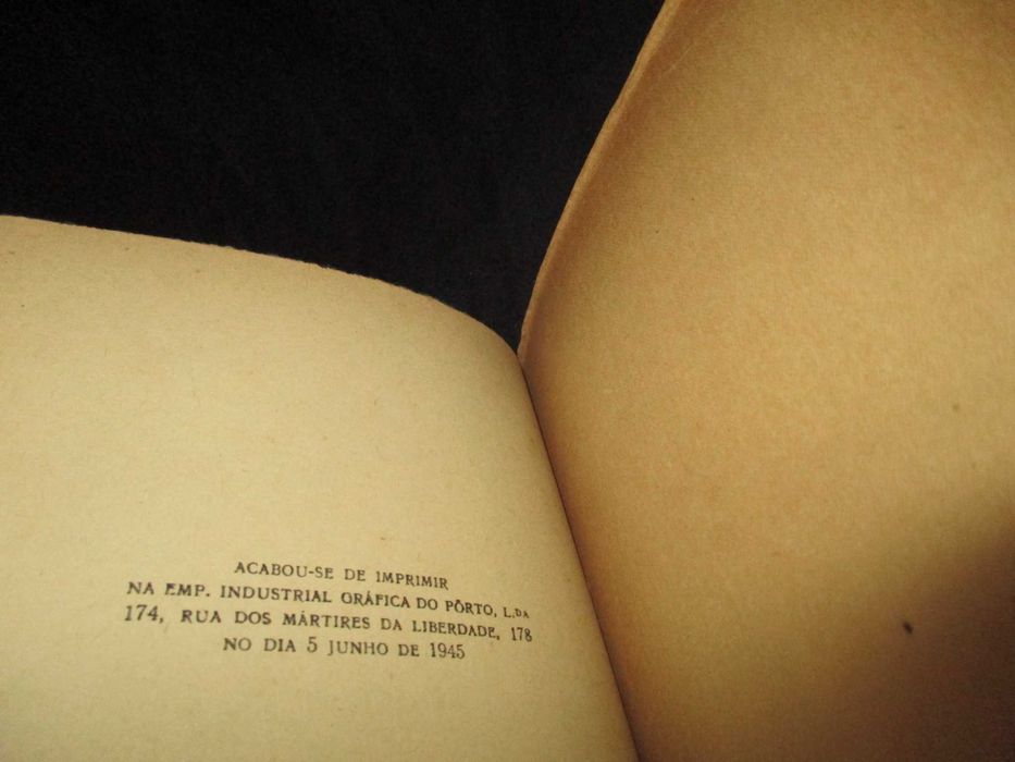 Livro Os Poemas de Fernando Sylvan autografado