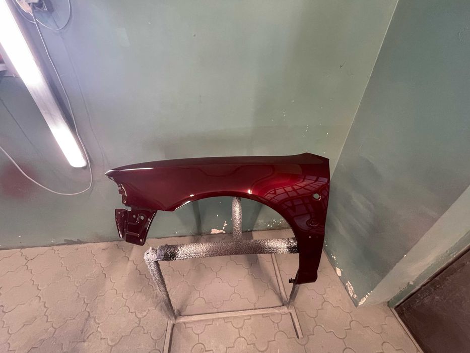 Błotnik lewy do Audi A4B5  A4 B5 OCYNK LZ3N