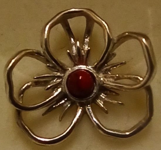 Srebrne komplet biżuterii z koralem - kwiat
