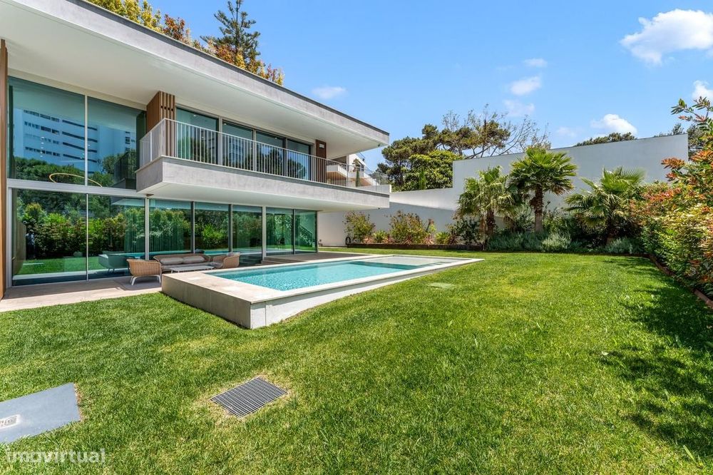 Moradia T4 com piscina, Cascais