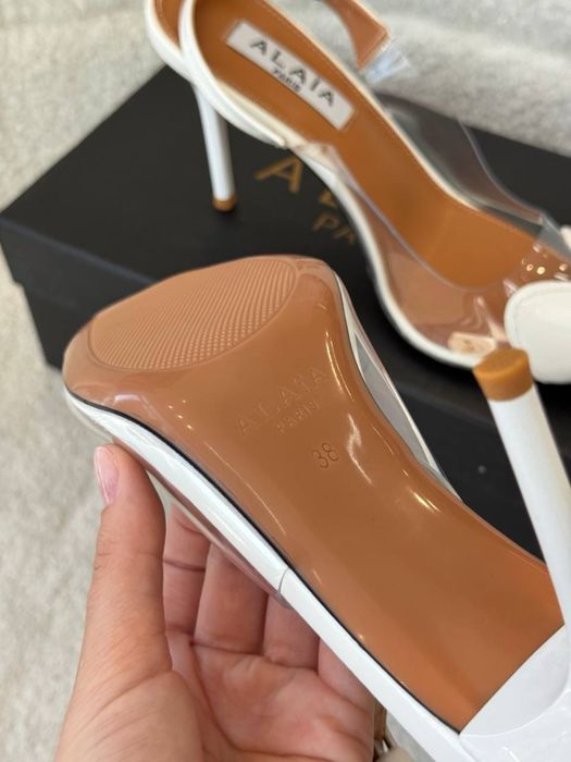 Каблуки Alaïa білі розмір 37,38,39