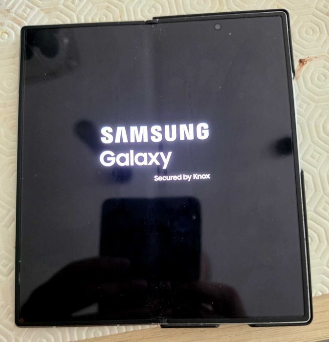 ZFOLD 7    512/12gb