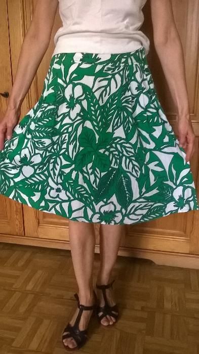 spódnica w zielone wzory r. 36