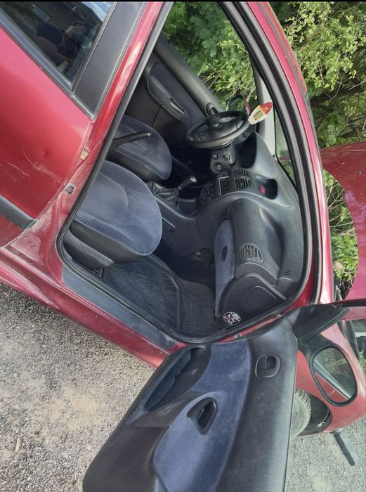 Peugeot 206 (1998-2008) 1.6 I двигун в зборі розбираю