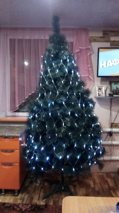 Ёлка (сосна).искусственная.