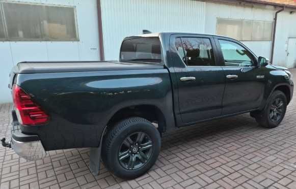 Разборка TOYOTA HILUX  бампер двері дзеркала фари крила Шрот