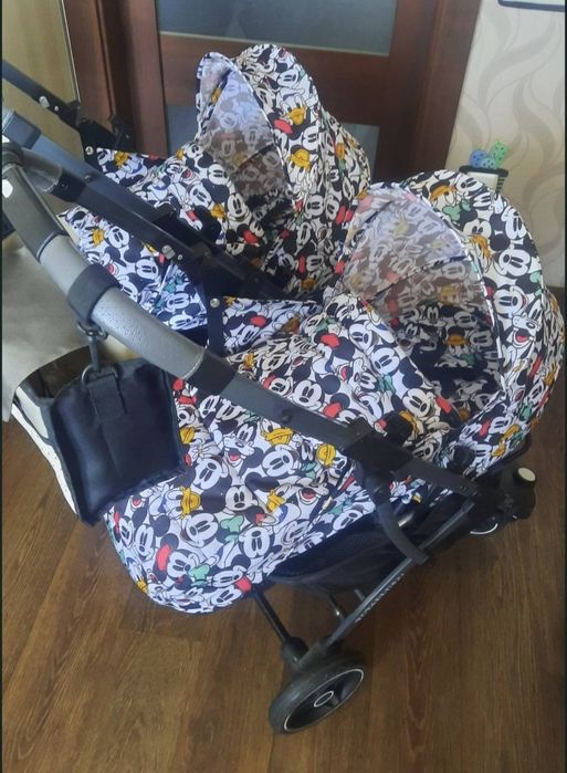 Продається коляска (дві) для двійні б/в, але в ідеальному стані.