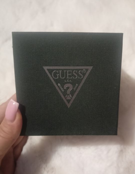 Zegarek złoty Guess