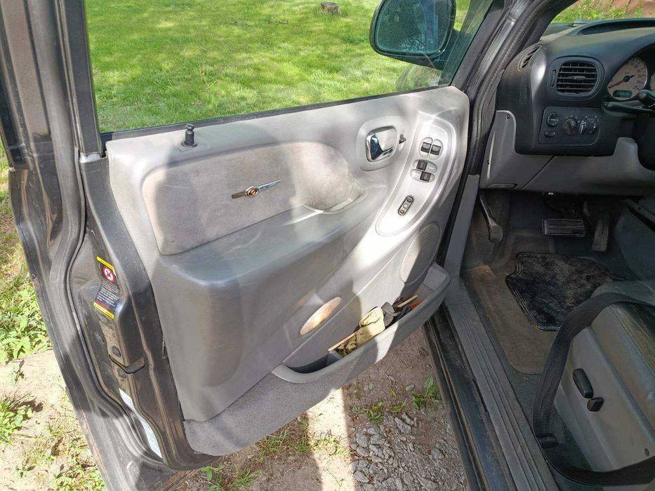 Chrysler Grand Voyager 2004 2,8AT. Добрий стан.