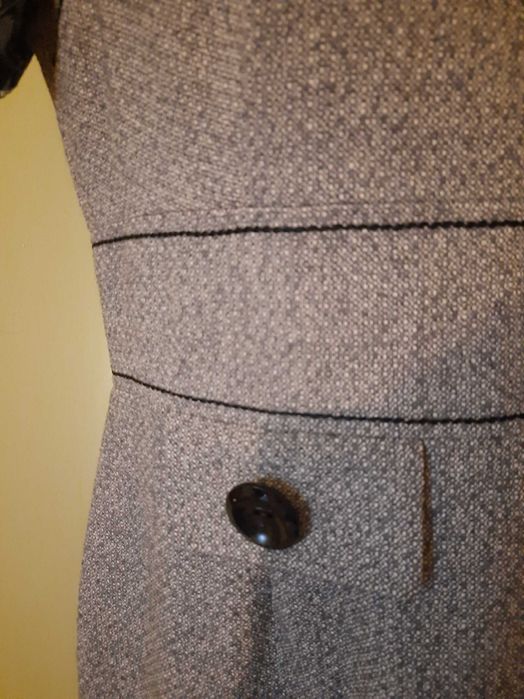 Sukienka bez rękawów