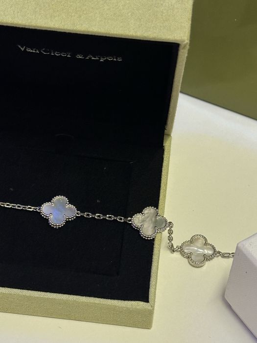 Bransoletka damska Van Cleef koniczynki
